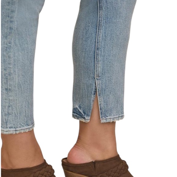 Torrid Mom Straight Vintage Stretch High-Rise Jean Button Fly Women's size 28 - Picture 3 of 12